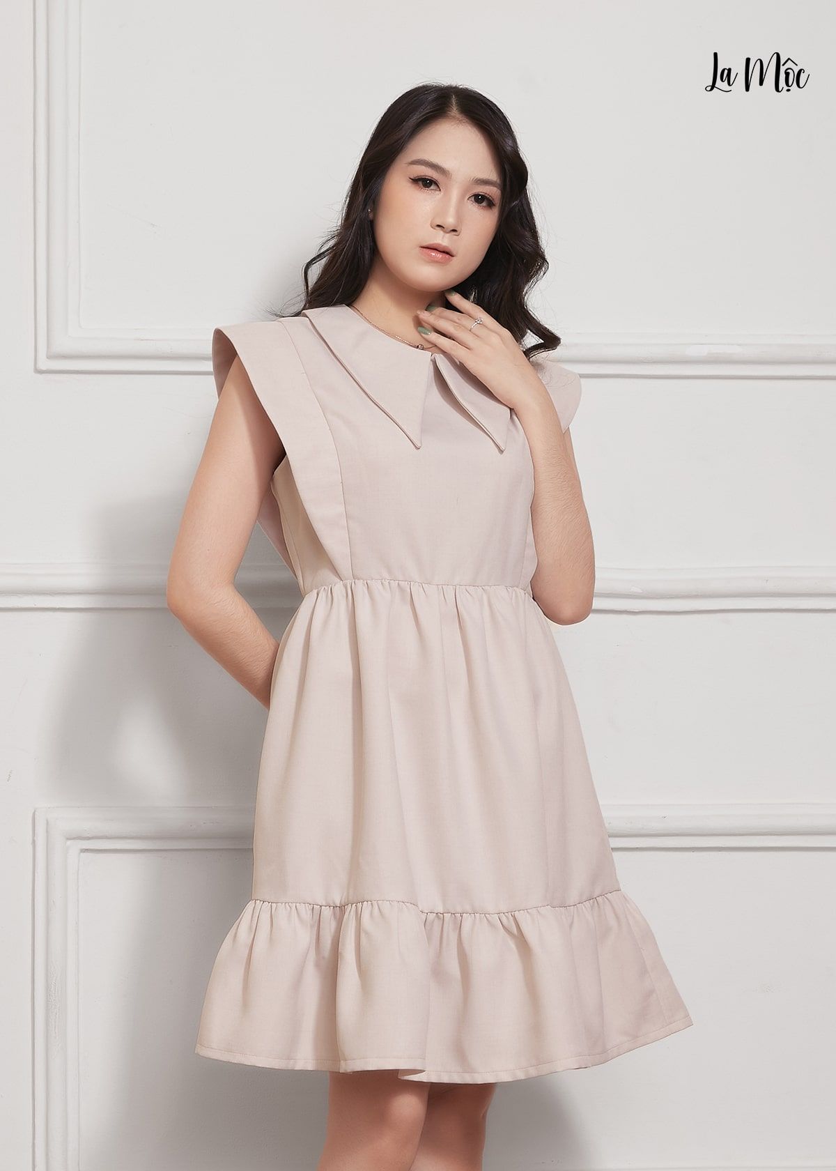  ĐẦM BABY DOLL MÀU KEM LA MỘC, LỤA CREP KOREA. CỔ BẺ, TAY ORGANZA. TÙNG XÒE GIẤU BỤNG 