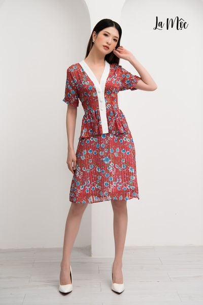 ĐẦM HOA MÀU ĐỎ Maxivic, CỔ VIỀN TRẮNG