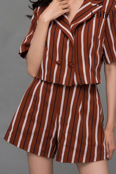 QUẦN SHORT SỌC NÂU LA MỘC