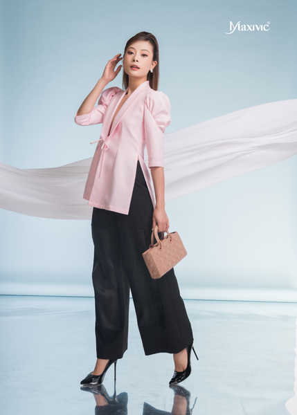 SET VEST ÁO CREP HỒNG TAY PHỒNG QUẦN ỐNG SUÔNG ĐEN LỤA CREP CÁCH ĐIỆU PHẦN GỐI PHỐI ORGANZA