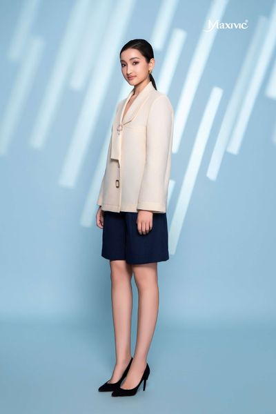 Áo blazer vàng cổ sam Maxivic