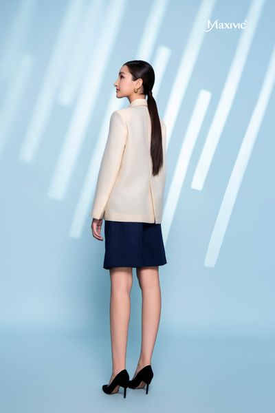 Áo blazer vàng cổ sam Maxivic