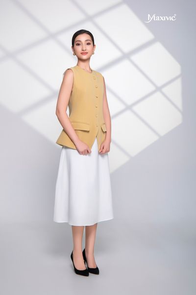 Áo vest cotton lụa vàng vạt xéo Maxivic