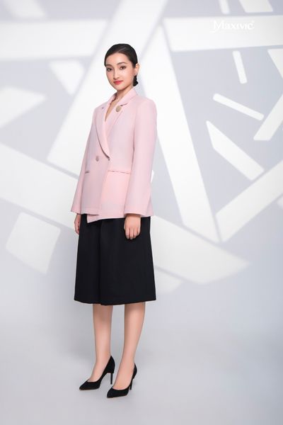 Áo blazer hồng Maxivic