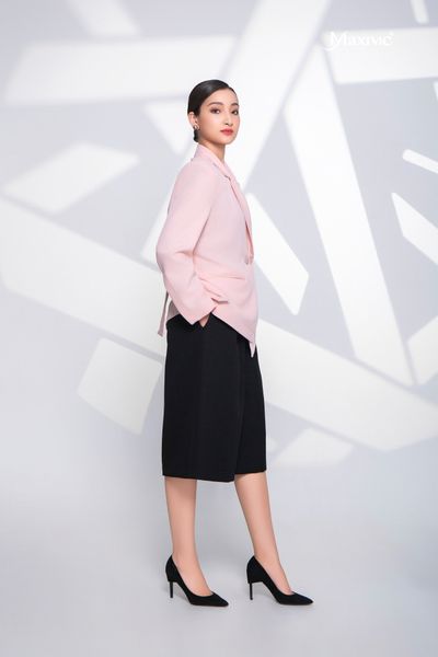 Áo blazer hồng Maxivic