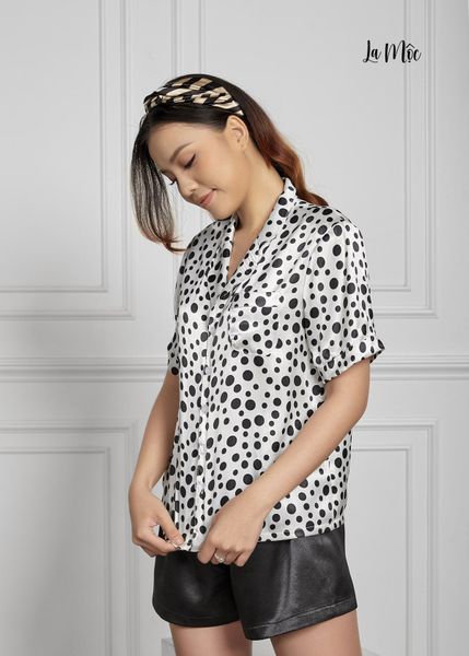 BỘ MẶC NHÀ NGẮN CHẤM BI, TAY NGẮN, QUẦN ĐÙI ĐEN, SATIN LỤA KOREA