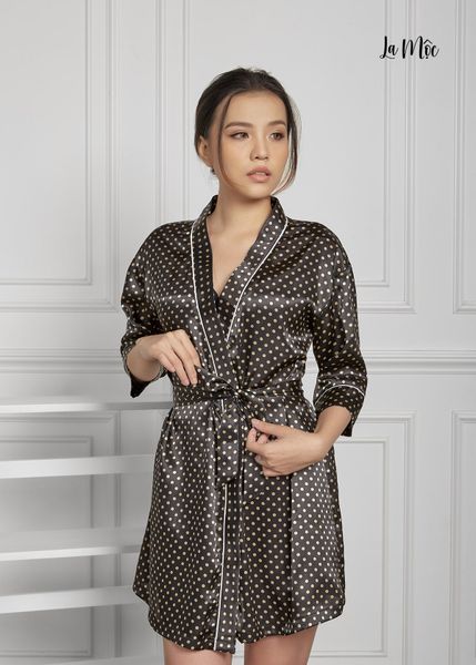 ÁO CHOÀNG MÀU NÂU CHẤM BI, CÓ DÂY THẮT EO, SATIN LỤA KOREA