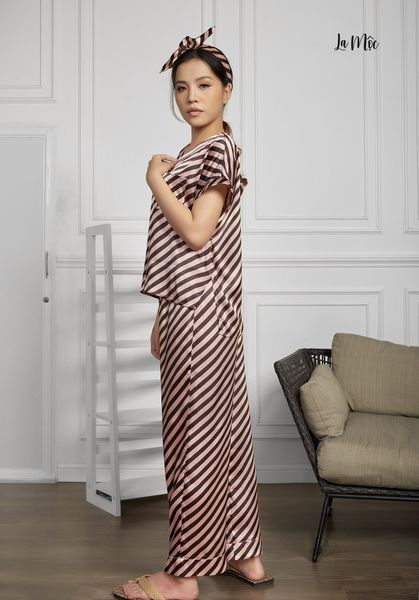 BỘ MẶC NHÀ QUẦN DÀI CỔ V, HỒNG HỌA TIẾT SỌC SATIN LỤA KOREA