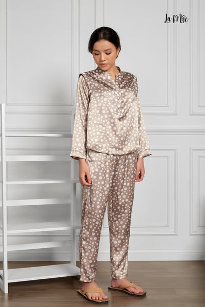 BỘ MẶC NHÀ QUẦN DÀI, ÁO CỔ TRỤ, NÂU CHẤM BI, SATIN LỤA KOREA