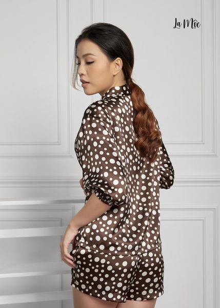 BỘ MẶC NHÀ QUẦN NGẮN, NÂU CHẤM BI, SATIN LỤA KOREA