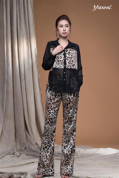 Quần tây beo lụa cát ống loe Maxivic