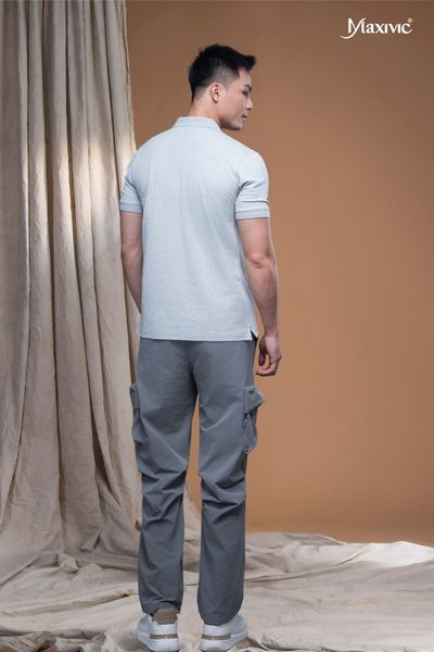 Quần nam kaki xám nhạt túi hộp ống đứng Maxivic