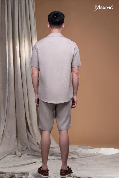 Áo sơ mi danton linen kem sẫm viền beo thân áo Maxivic