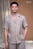 Quần nam linen kem sẫm ngắn viền sườn Maxivic