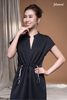 Đầm thun đen cổ sơmi tim, rút dây Maxivic
