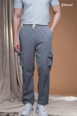 Quần nam kaki xám nhạt túi hộp ống đứng Maxivic