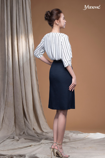 Áo lụa sọc đứng sơmi cổ tròn Maxivic