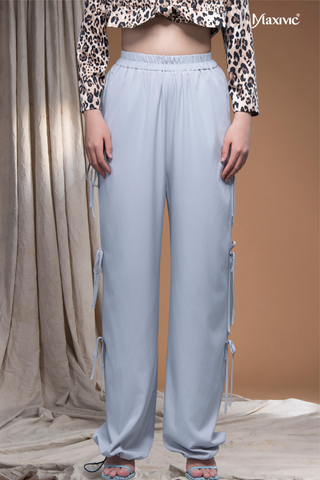 Quần túi hộp nữ thắt nơ màu xám Maxivic