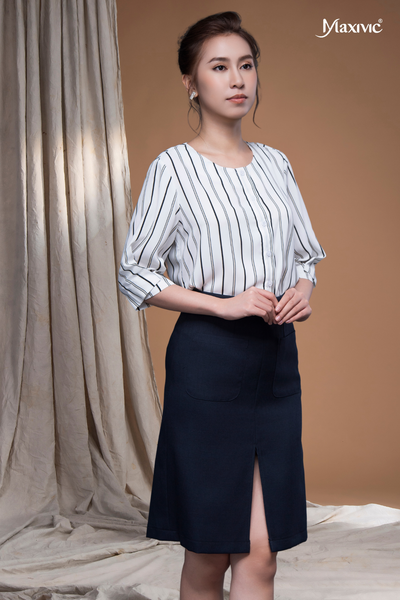 Áo lụa sọc đứng sơmi cổ tròn Maxivic