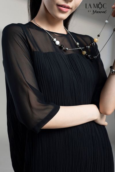 ĐẦM VOAN SUÔNG ĐEN TAY LỬNG