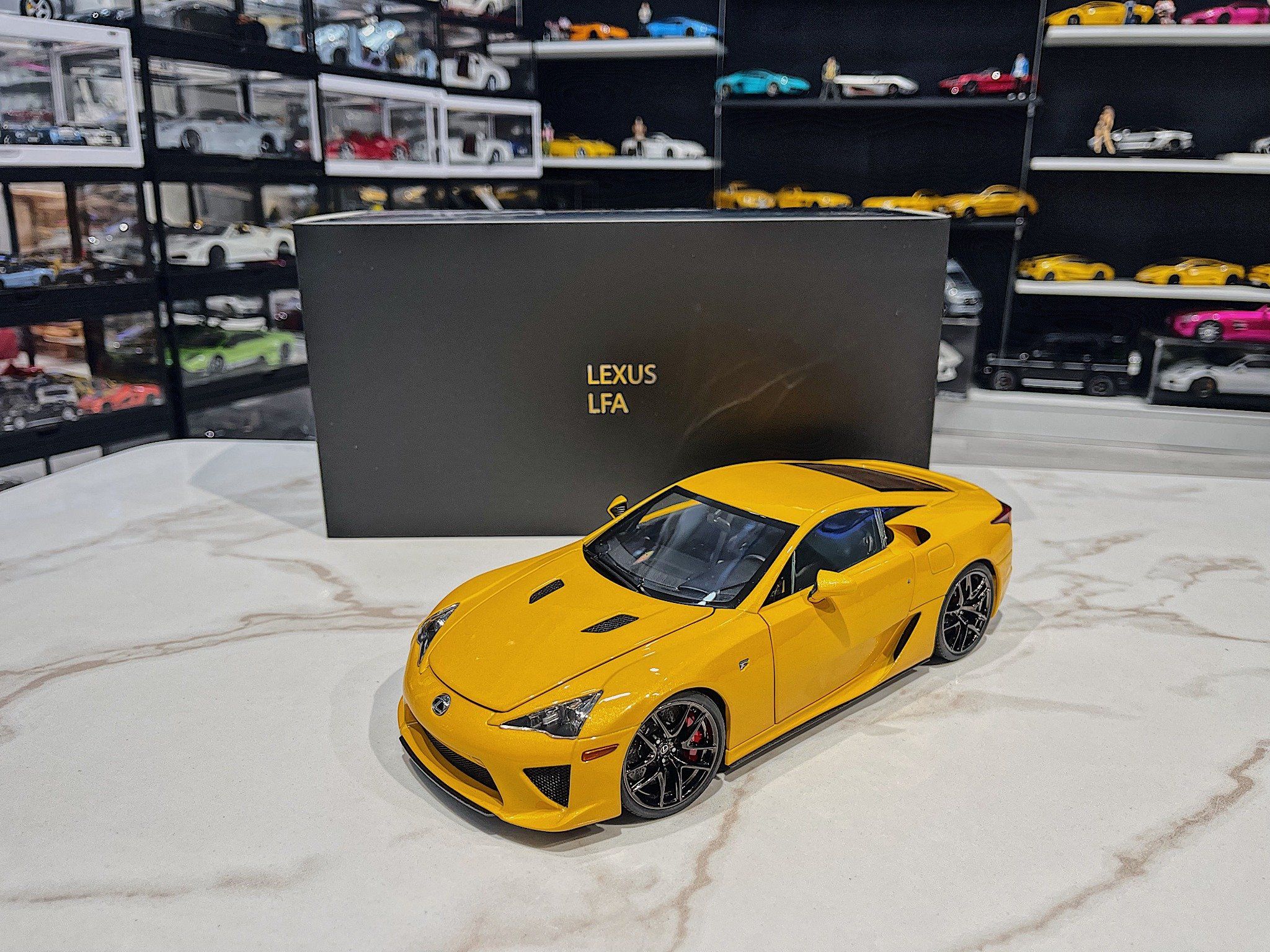 Xe mô hình Lexus LFA