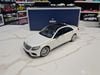 Xe mô hình Mercedes Benz S-Class pear white