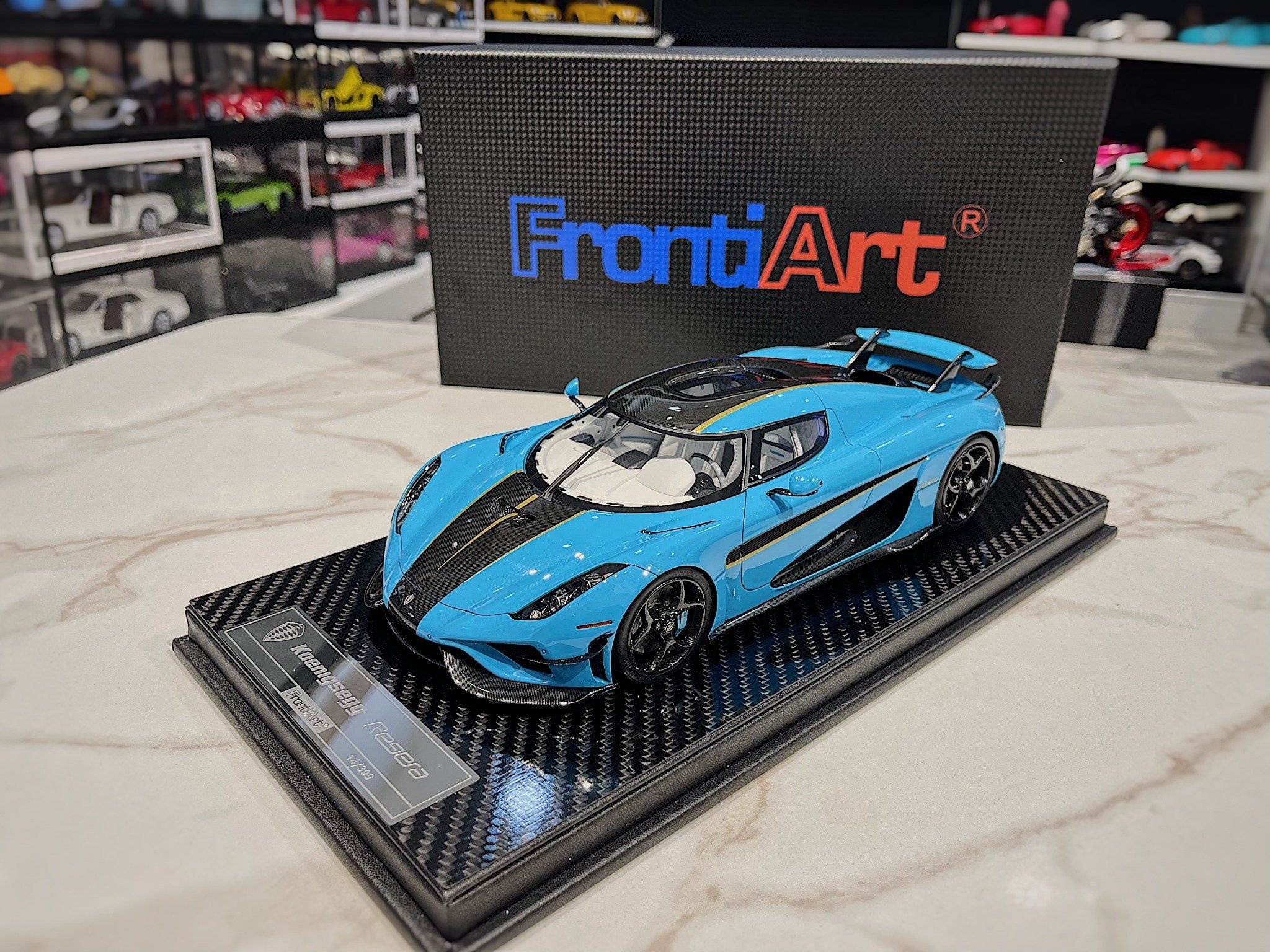 Xe mô hình Koenigsegg Agera R Double Horses 132  Blue Mô Hình