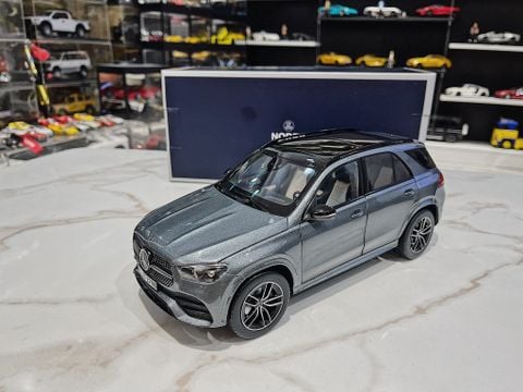  Xe mô hình Mercedes Benz GLE 2019,tỷ lệ 1/18 Norev 