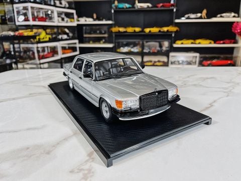  Xe mô hình Mercedes Benz 450 SEL 6.9 AMG 