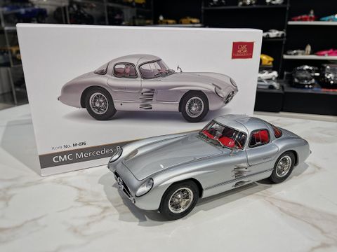  XE MÔ HÌNH MERCEDES BENZ 300SLR TỶ LỆ 1/18 CMC 