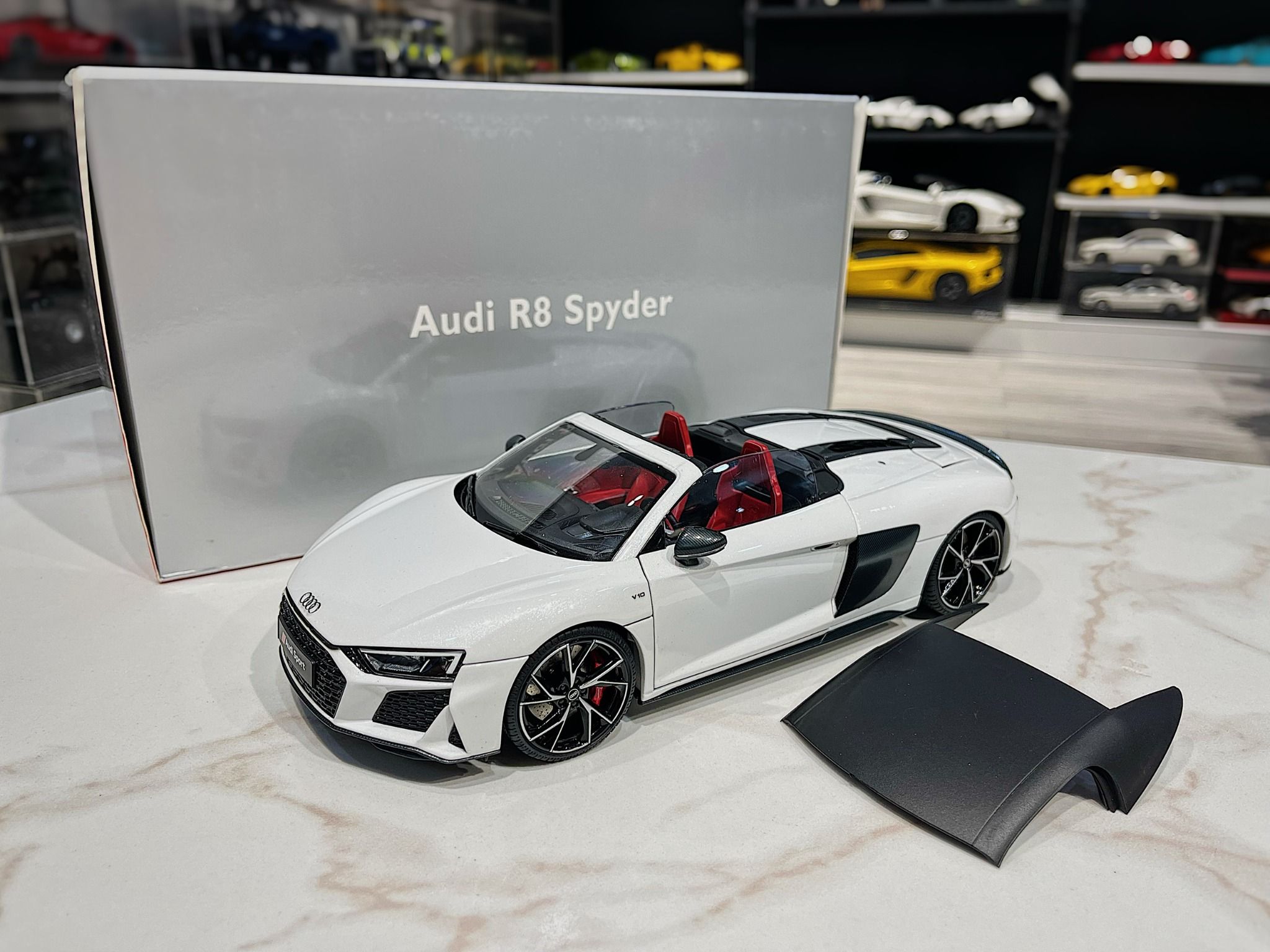 Siêu xe ô tô mô hình Tomica Audi R8 màu xanh  55000  Sanhangre