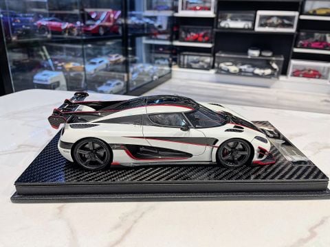  XE MÔ HÌNH KOENIGSEGG AGERA RSR WHITE,TỶ LỆ 1/18 FRONTIART 