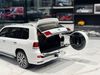 XE MÔ HÌNH TOYOTA LAND CRUISER LC200 LỐP TREO,TỶ LỆ 1/18 KENGFAI MODEL