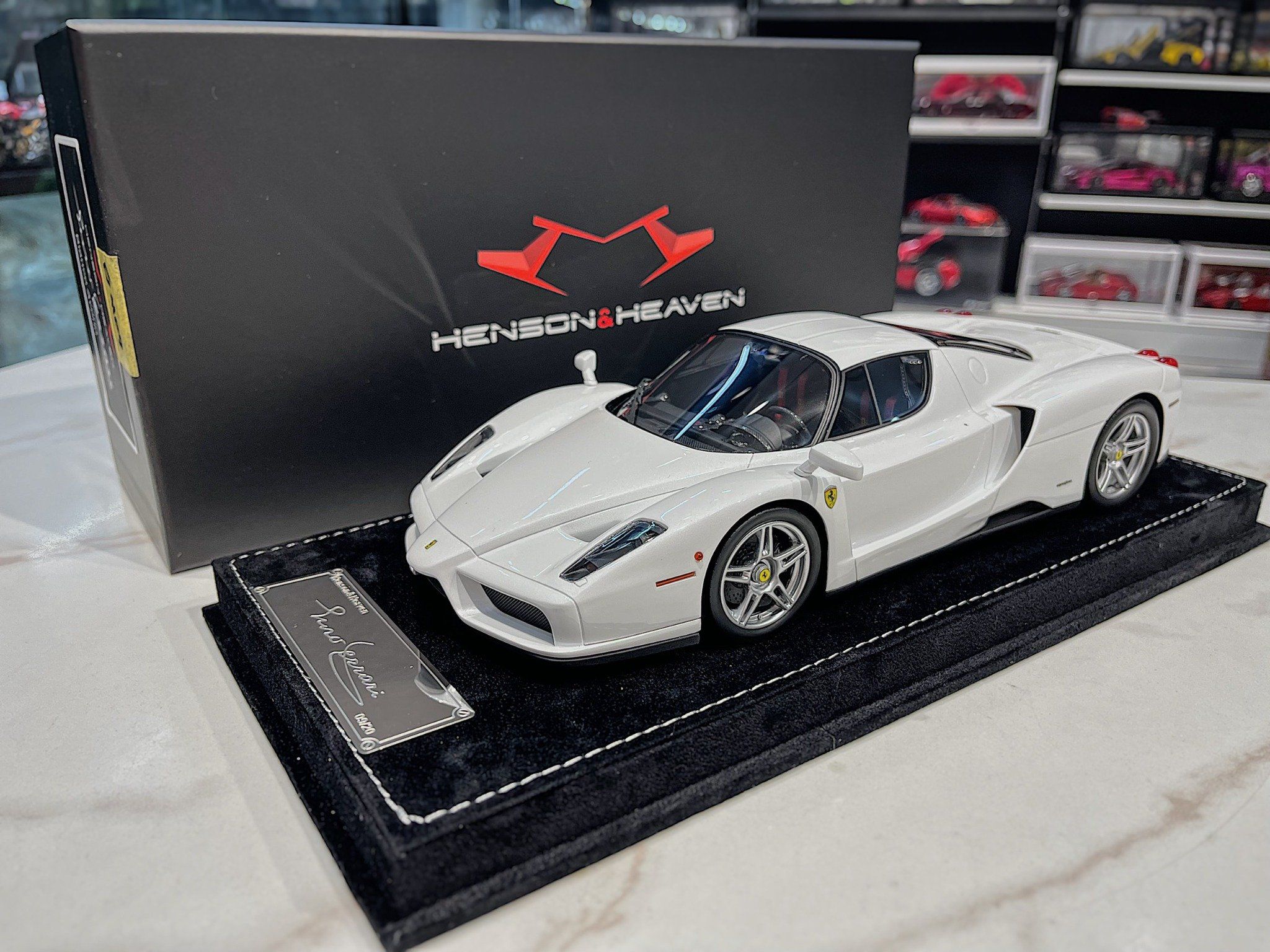 XE MÔ HÌNH FERRARI ENZO WHITE,TỶ LỆ 1/18 HH MODEL