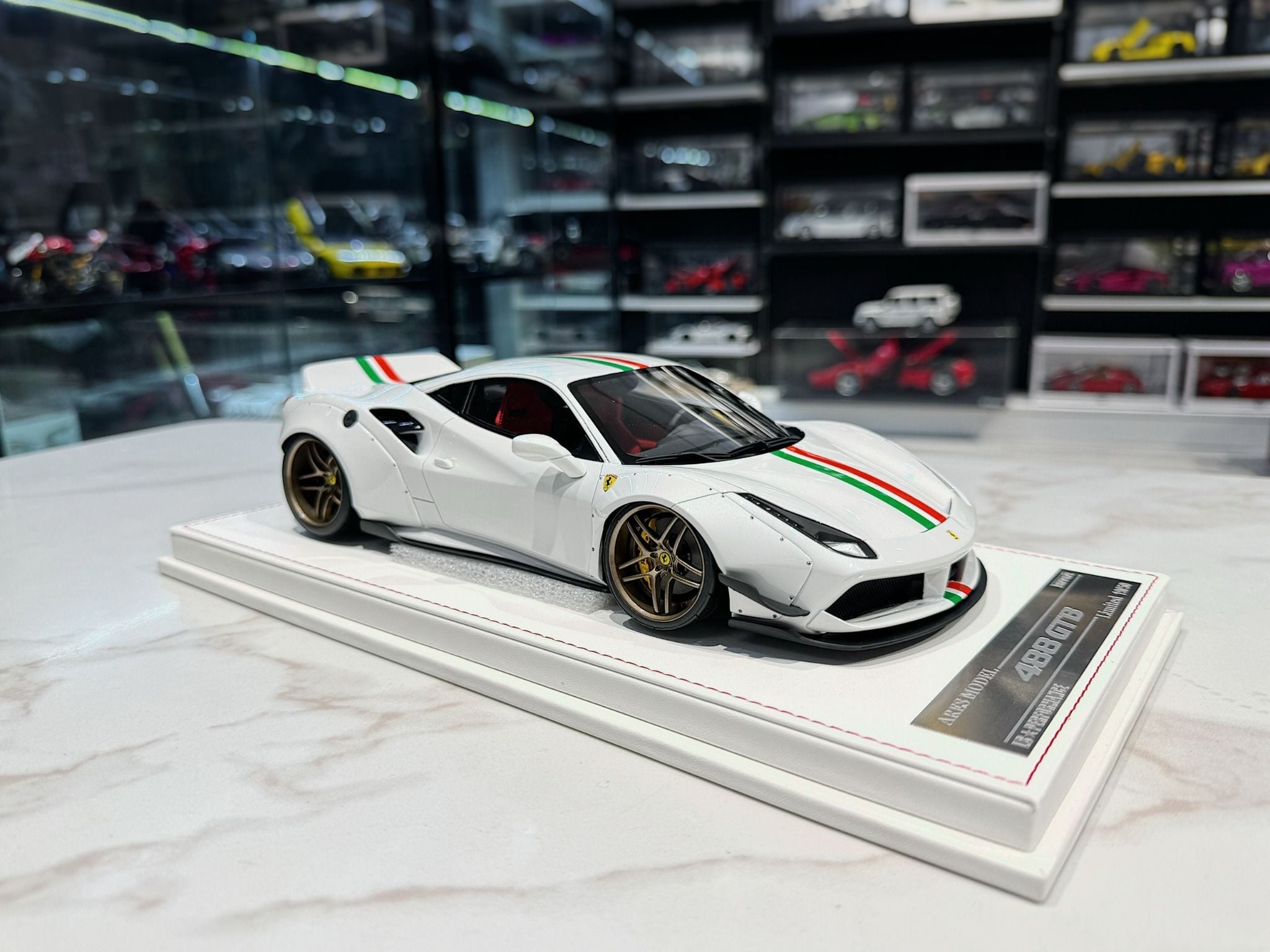 XE MÔ HÌNH FERRARI 488 LBWK WHITE,TỶ LỆ 1/18 ARES MODEL – Mô Hình Tĩnh ...