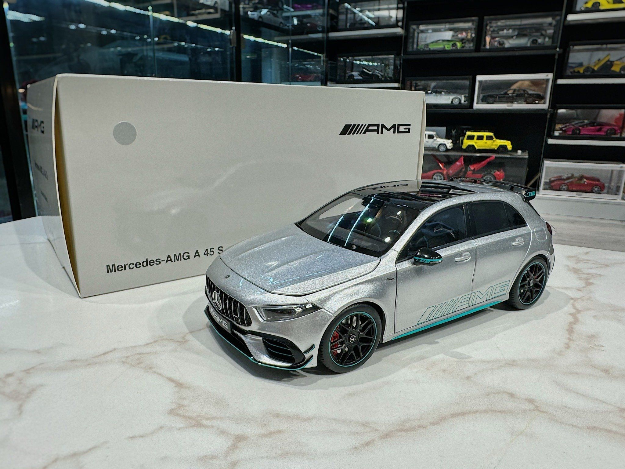 XE MÔ HÌNH MERCEDES BENZ A45 S,TỶ LỆ 1/18 NZG MODEL