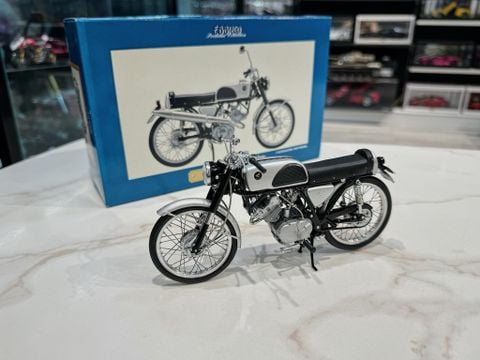  XE MÔ HÌNH HONDA CR110 STREET 1962,TỶ LỆ 1/10 EBBRO 