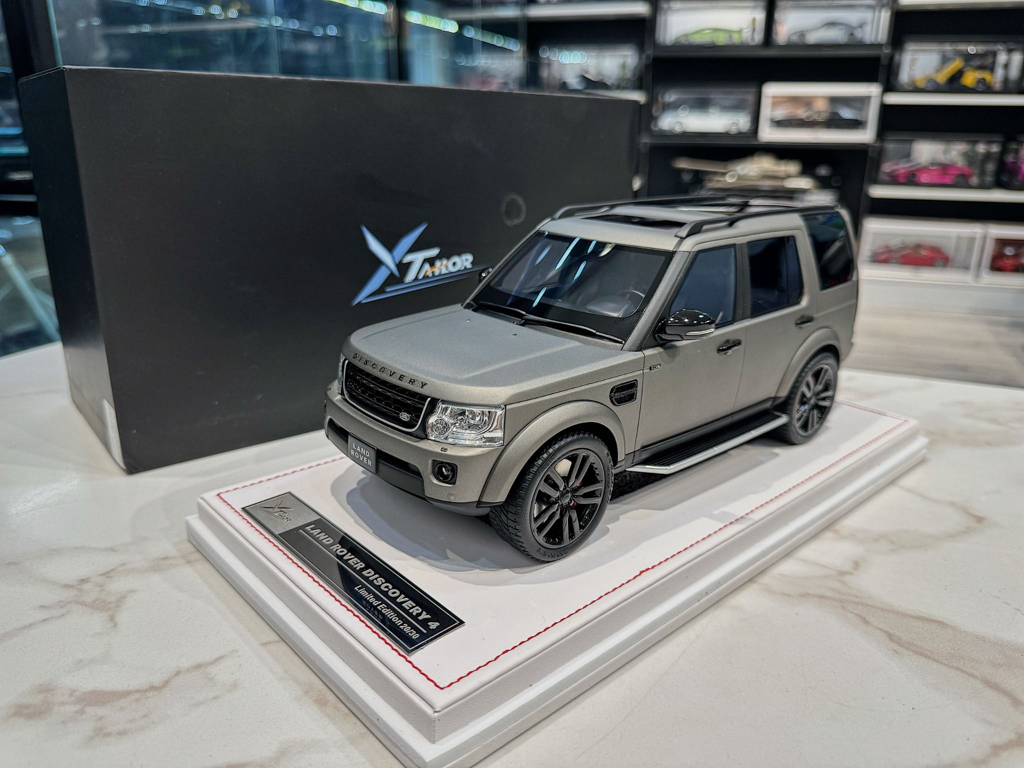 XE MÔ HÌNH RANGE ROVER DISCOVERY,TỶ LỆ 1/18 IVY