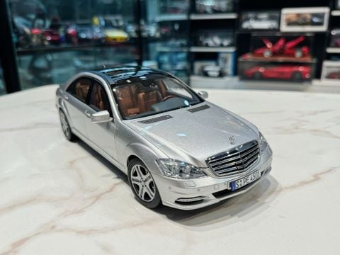  XE MÔ HÌNH MERCEDES BENZ S600L,TỶ LỆ 1/18 MOTORHELIX 