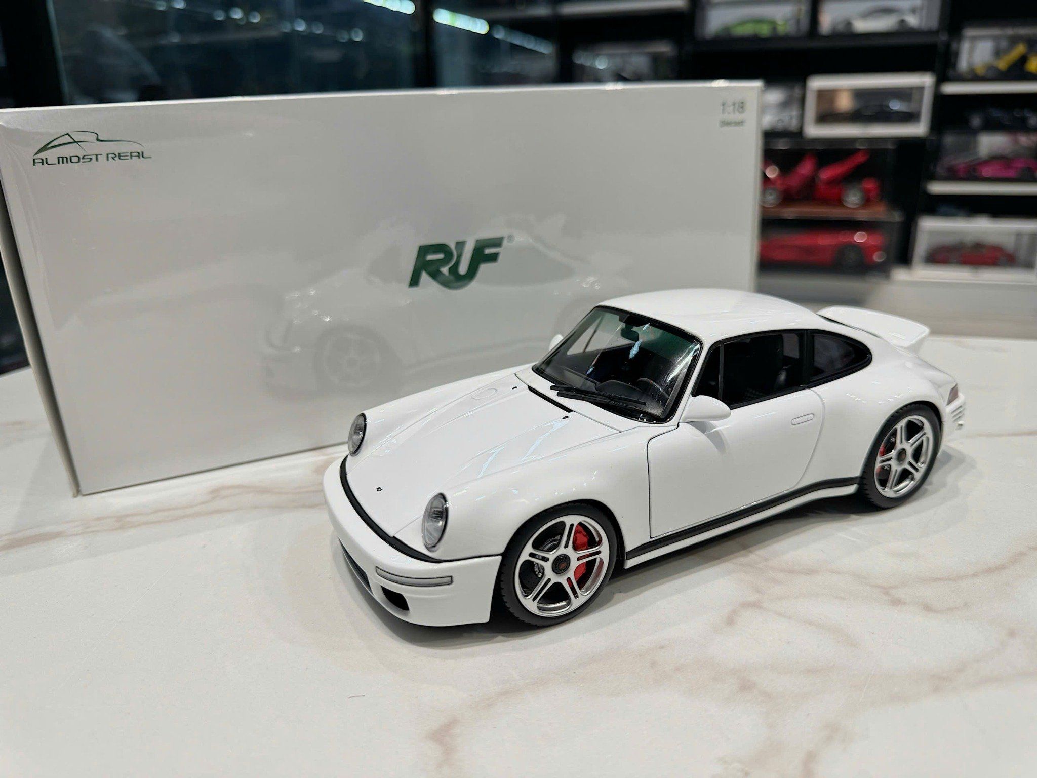 XE MÔ HÌNH PORSCHE RUF WHITE,TỶ LỆ 1/18 ALMOST REAL