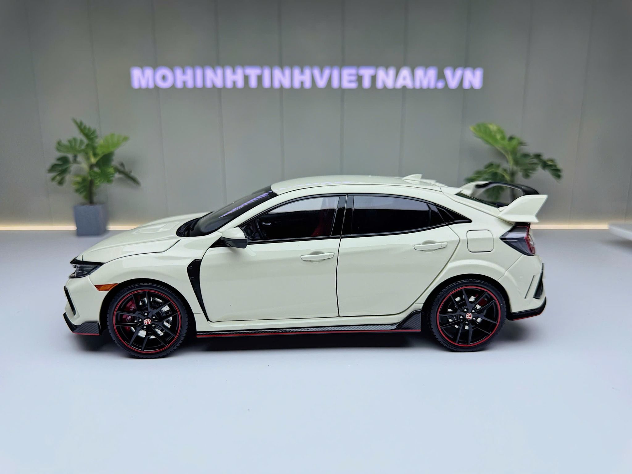 XE MÔ HÌNH HONDA CIVIC TYPE R FK8 2020 WHITE,TỶ LỆ 1/18 LCD MODEL