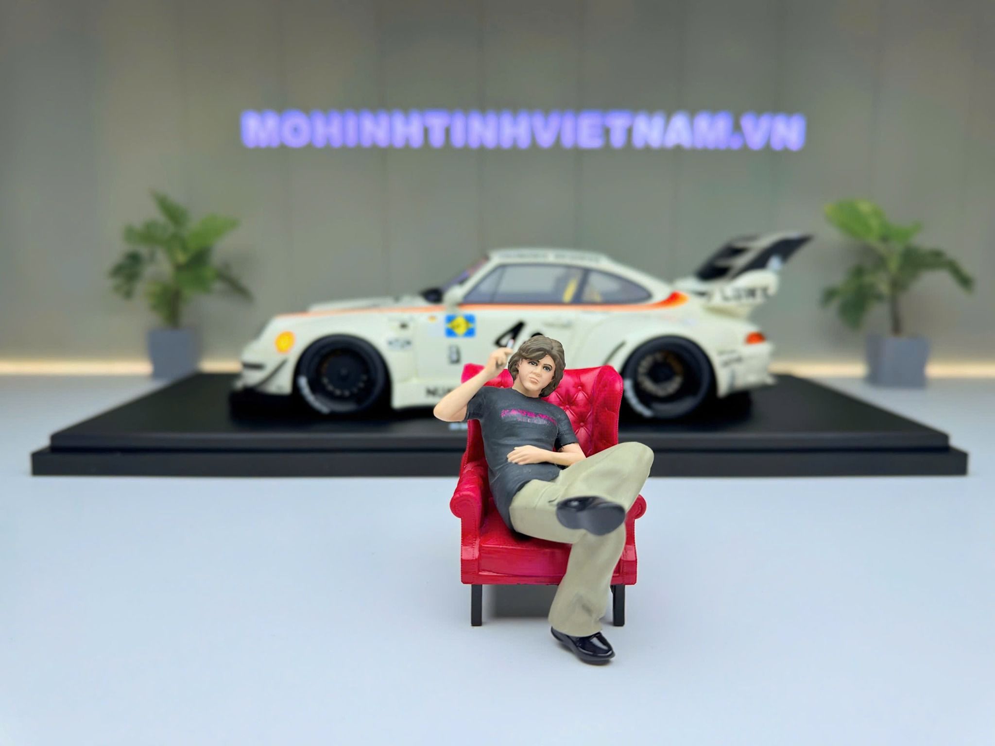 MÔ HÌNH NHÂN VẬT FIGURE AKIRA NAKAI,TỶ LỆ 1/18