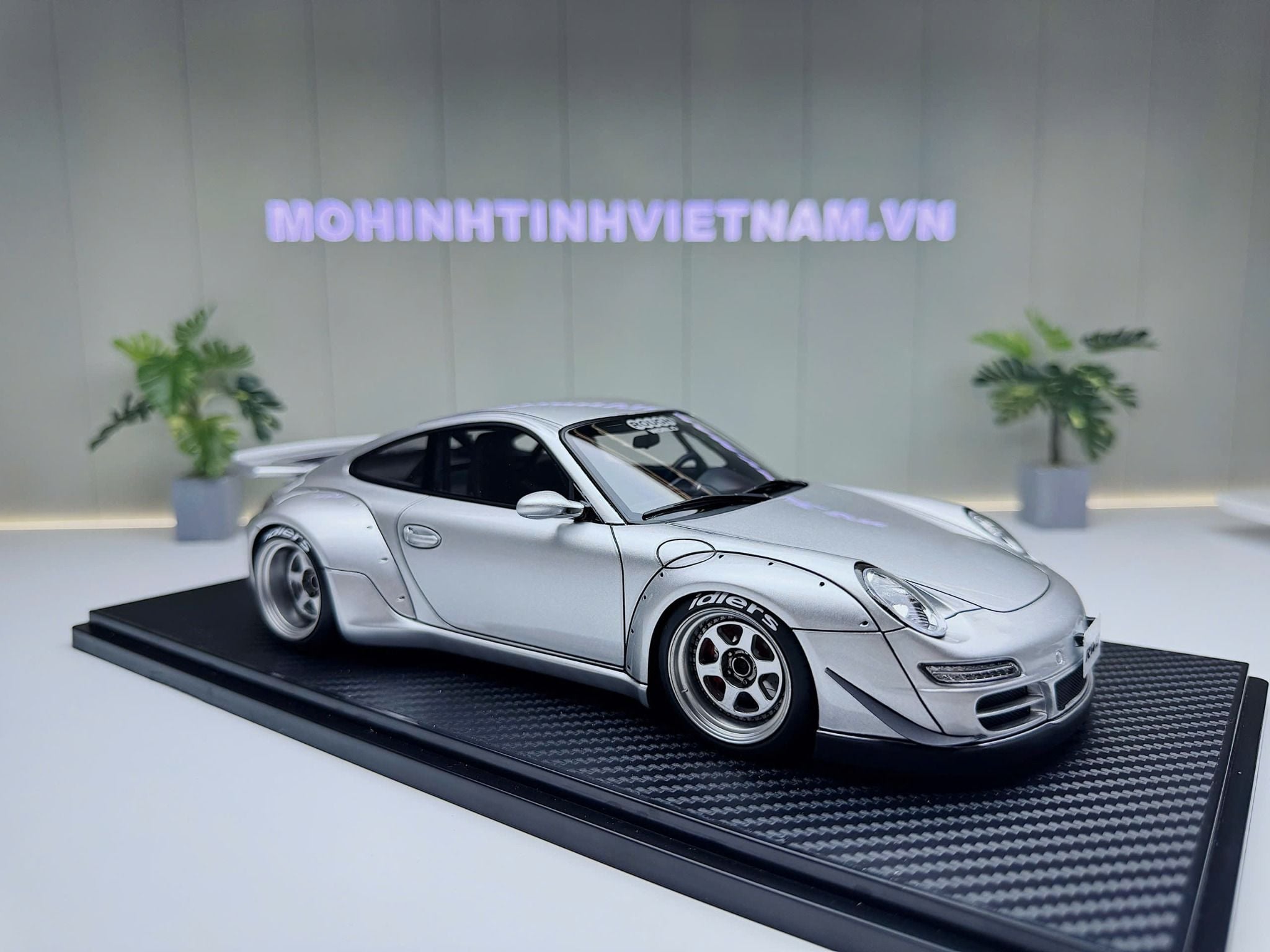 XE MÔ HÌNH PORSCHE 997 RWB ABU DHABI,TỶ LỆ 1/18 IGNITION – Mô Hình Tĩnh