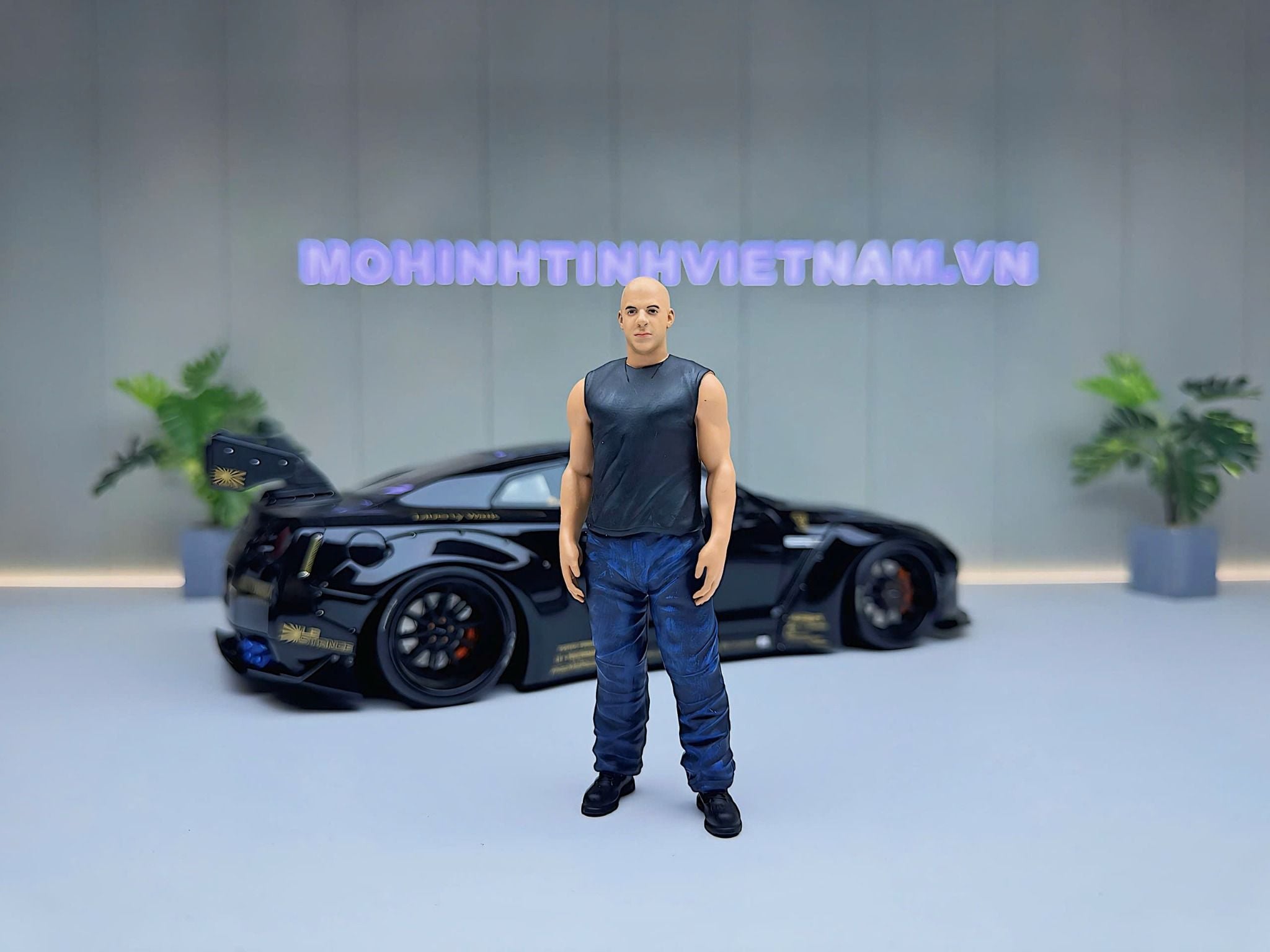 MÔ HÌNH NHÂN VẬT FIGURE DOM FAST AND FURIOUS,TỶ LỆ 1/18  HANDMADE