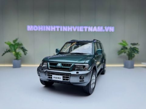  XE MÔ HÌNH MITSUBISHI PAJERO V73 GREEN,TỶ LỆ 1/18 YC MODEL 