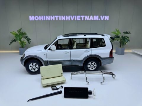  XE MÔ HÌNH MITSUBISHI PAJERO V73 WHITE,TỶ LỆ 1/18 YC MODEL 