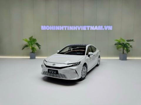  XE MÔ HÌNH TOYOTA CAMRY 2024 WHITE,TỶ LỆ 1/18 PAUDI 