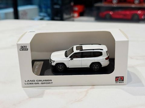  XE MÔ HÌNH TOYOTA LAND CRUISER LC300 GR-SPORT,TỶ LỆ 1/64 LCD 
