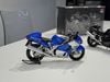 XE MÔ HÌNH SUZUKI GSX1300R SILVER/BLUE,TỶ LỆ 1/12 LCD MODEL