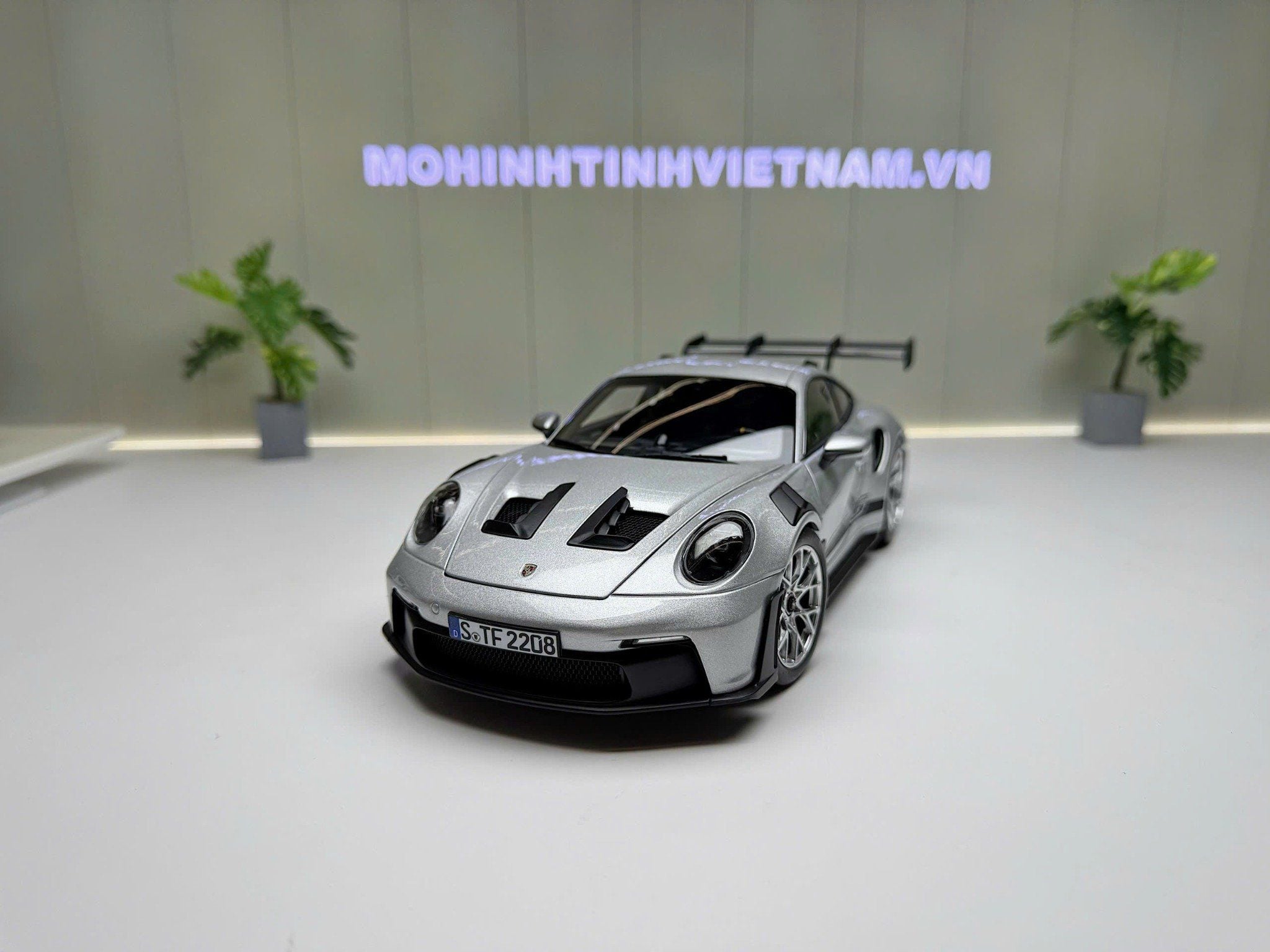 XE MÔ HÌNH PORSCHE 911 GT3 RS WHEELS SILVER,TỶ LỆ 1/18 NOREV